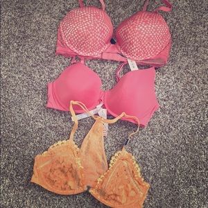 Victoria Secret Bras (BRAND NEW)